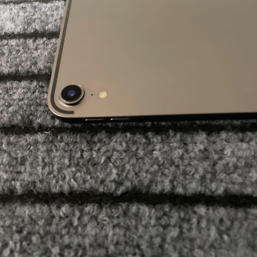 44 iPad Pro 11インチ 1世代 64GB Wi-Fiモデル　グレイ