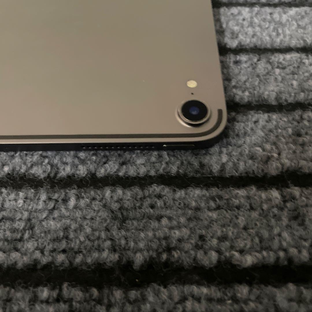 44 iPad Pro 11インチ 1世代 64GB Wi-Fiモデル　グレイ
