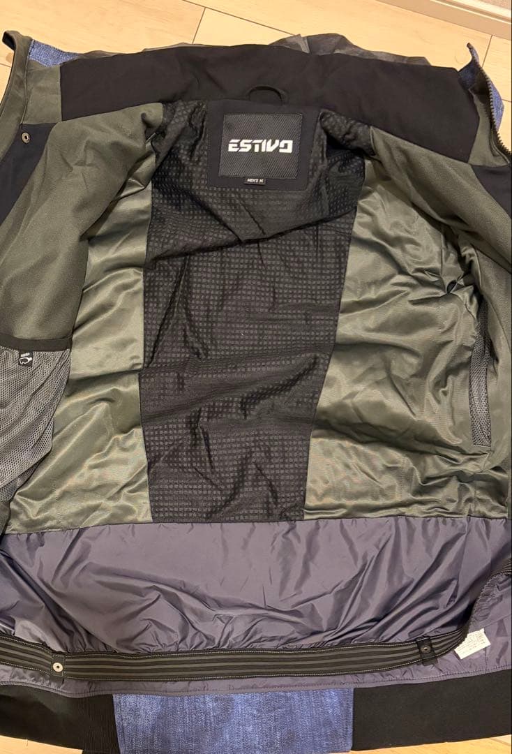 【ESTIVO】スノーボードウェア 上