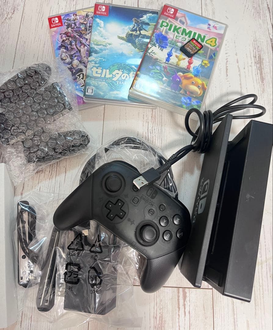 Nintendo Switch 任天堂 スイッチ本体　コントローラ ソフト付き