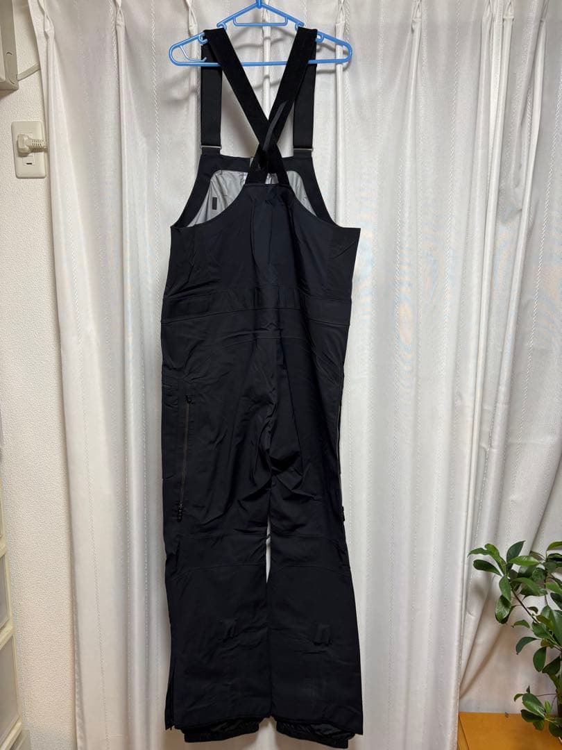 BURTON AK FREEBIRD BIB M ブラック