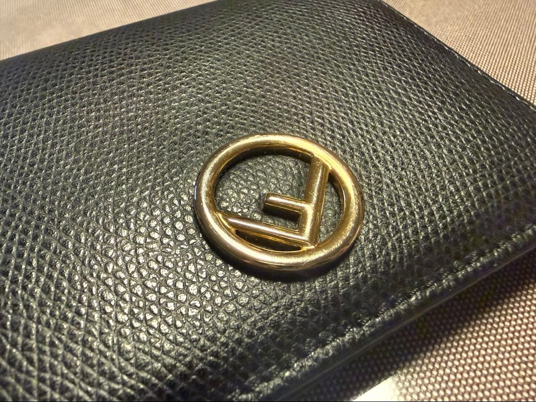 FENDI 二つ折り 財布 ウィメンズ 黒