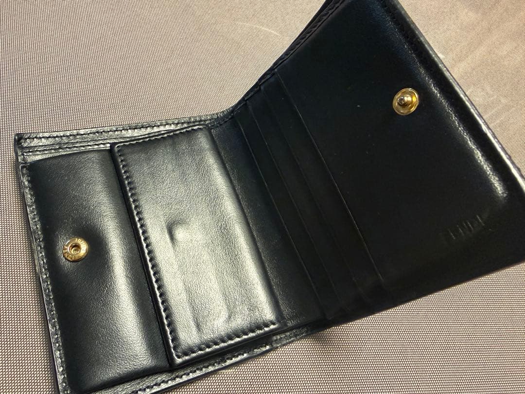 FENDI 二つ折り 財布 ウィメンズ 黒