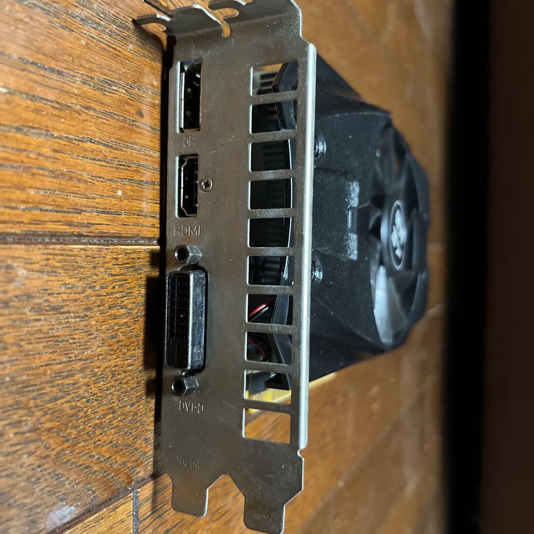 玄人志向　GeForce GTX 1050 Ti 4GB グラフィックボード