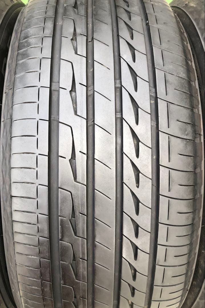 235/50 R18 BRIDGESTONE REGNO ラジアルタイヤ