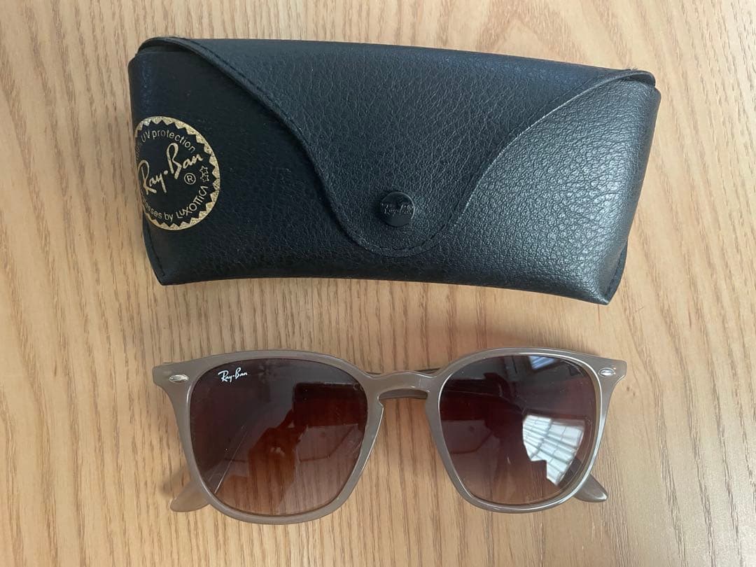 RayBan ベージュ フレーム サングラス　ベイクルーズ