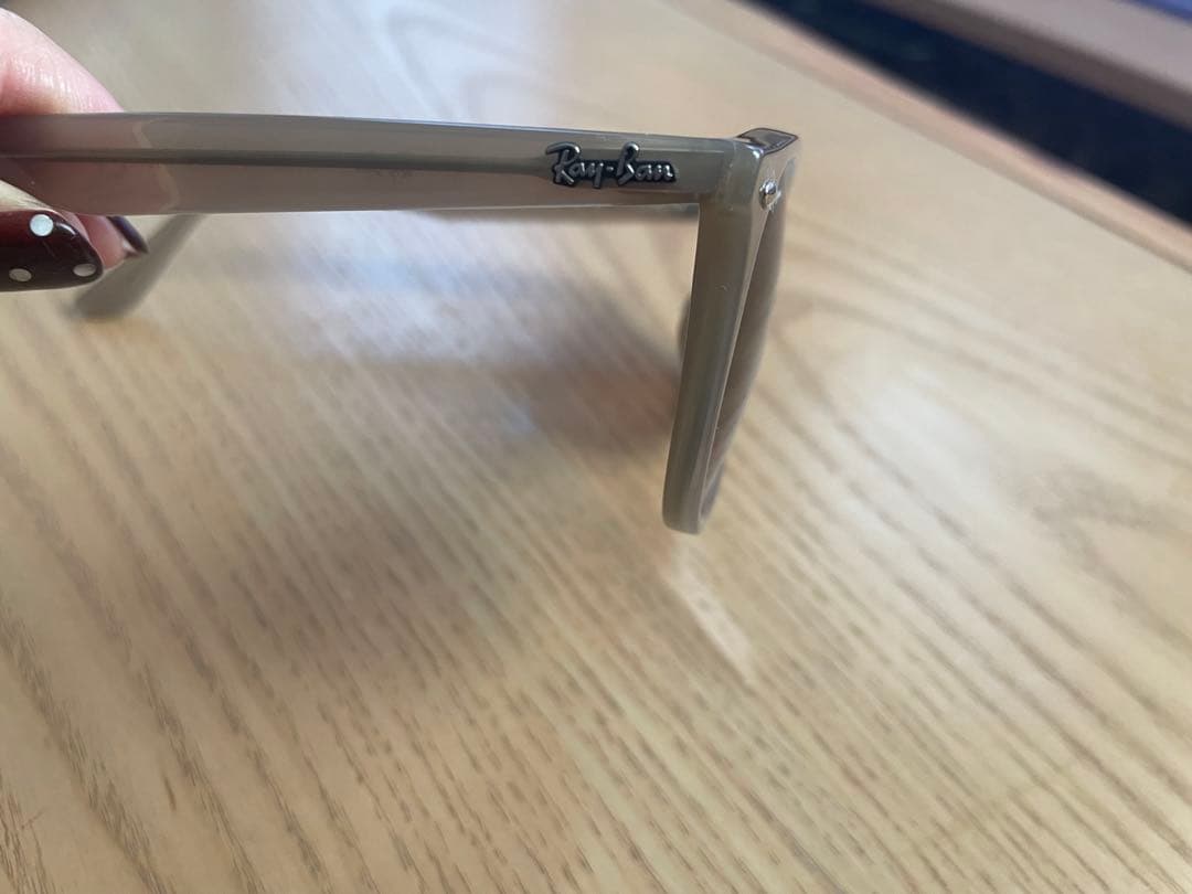 RayBan ベージュ フレーム サングラス　ベイクルーズ