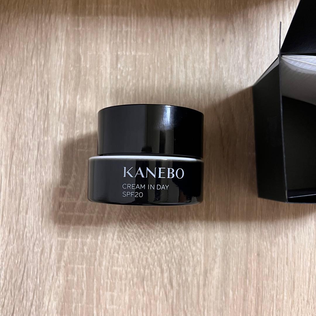 KANEBO クリームインデイ SPF20