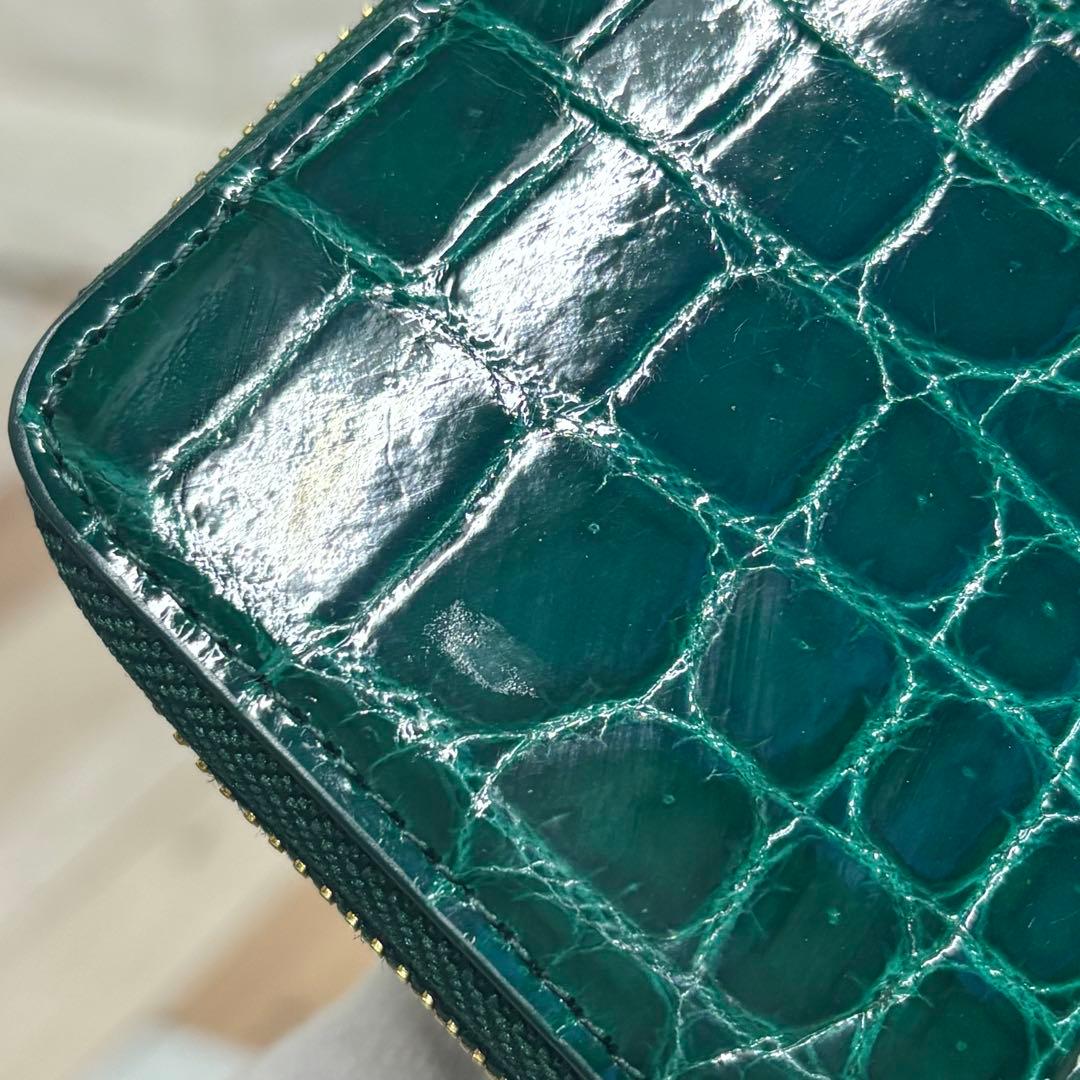 ③ GENUINE CROCODILE 財布　二つ折り　クロコダイル　グリーン