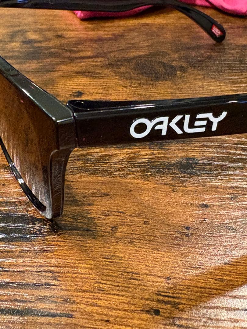 と*も様 ⭐︎美品⭐︎OAKLEY メンズ　サングラス　ブラック　PRIZM