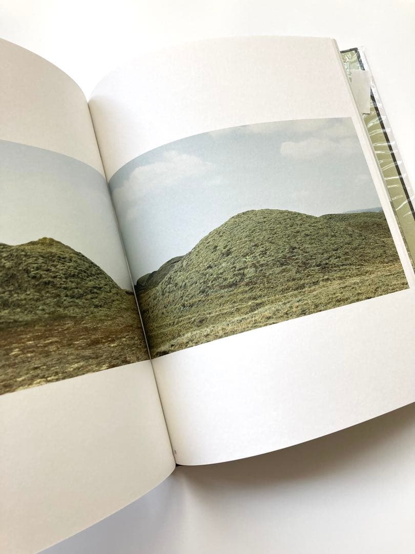 Roni Horn 「 Mother, Wonder」　アイスランド風景写真集