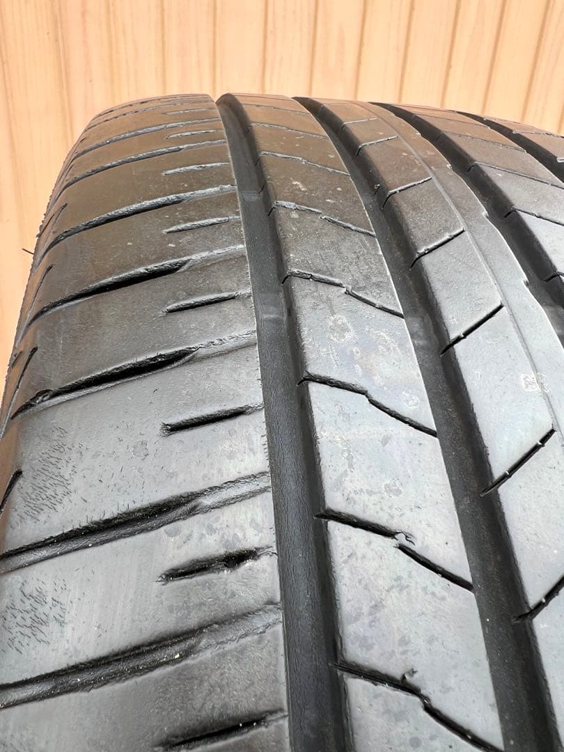 格安　国産　2018年製　最高級　225/45R18 4本　クラウン　マジェスタ