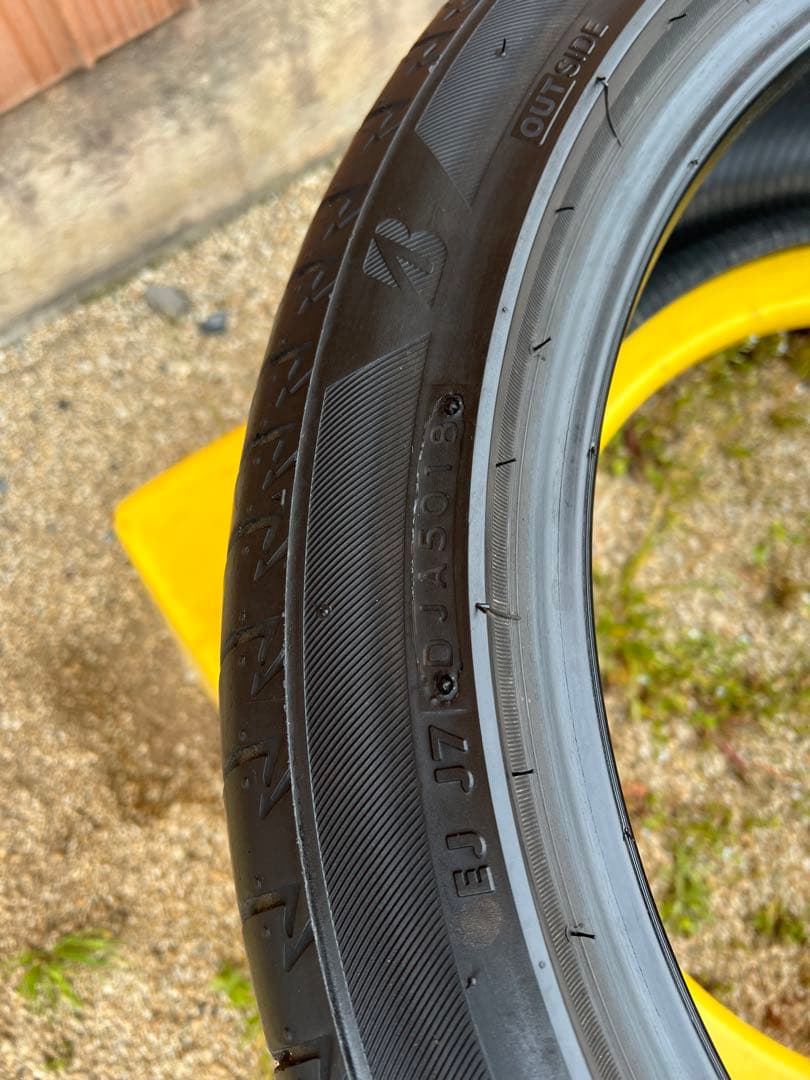 格安　国産　2018年製　最高級　225/45R18 4本　クラウン　マジェスタ