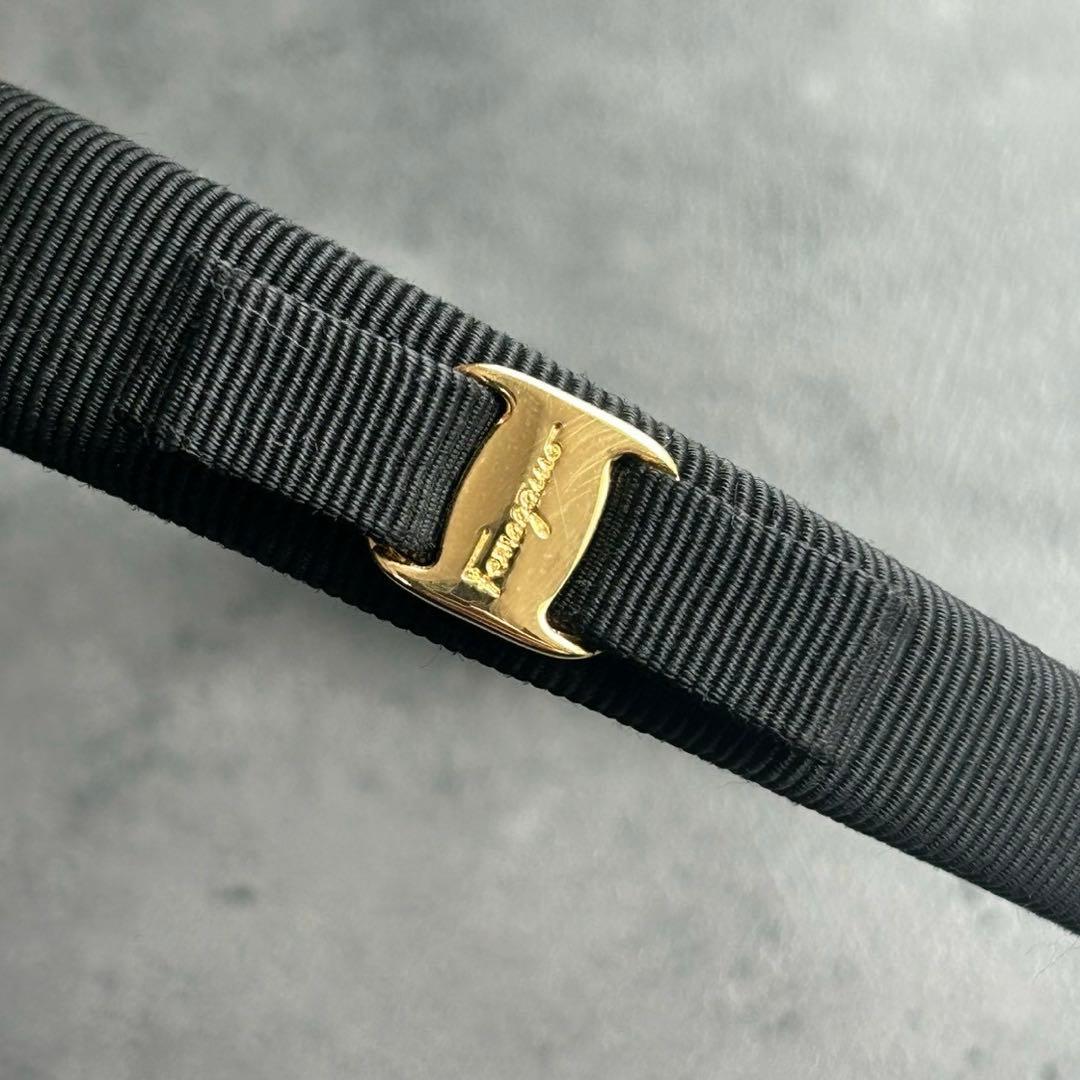 Salvatore Ferragamo ヴァラリボン　カチューシャ　ゴールド金具