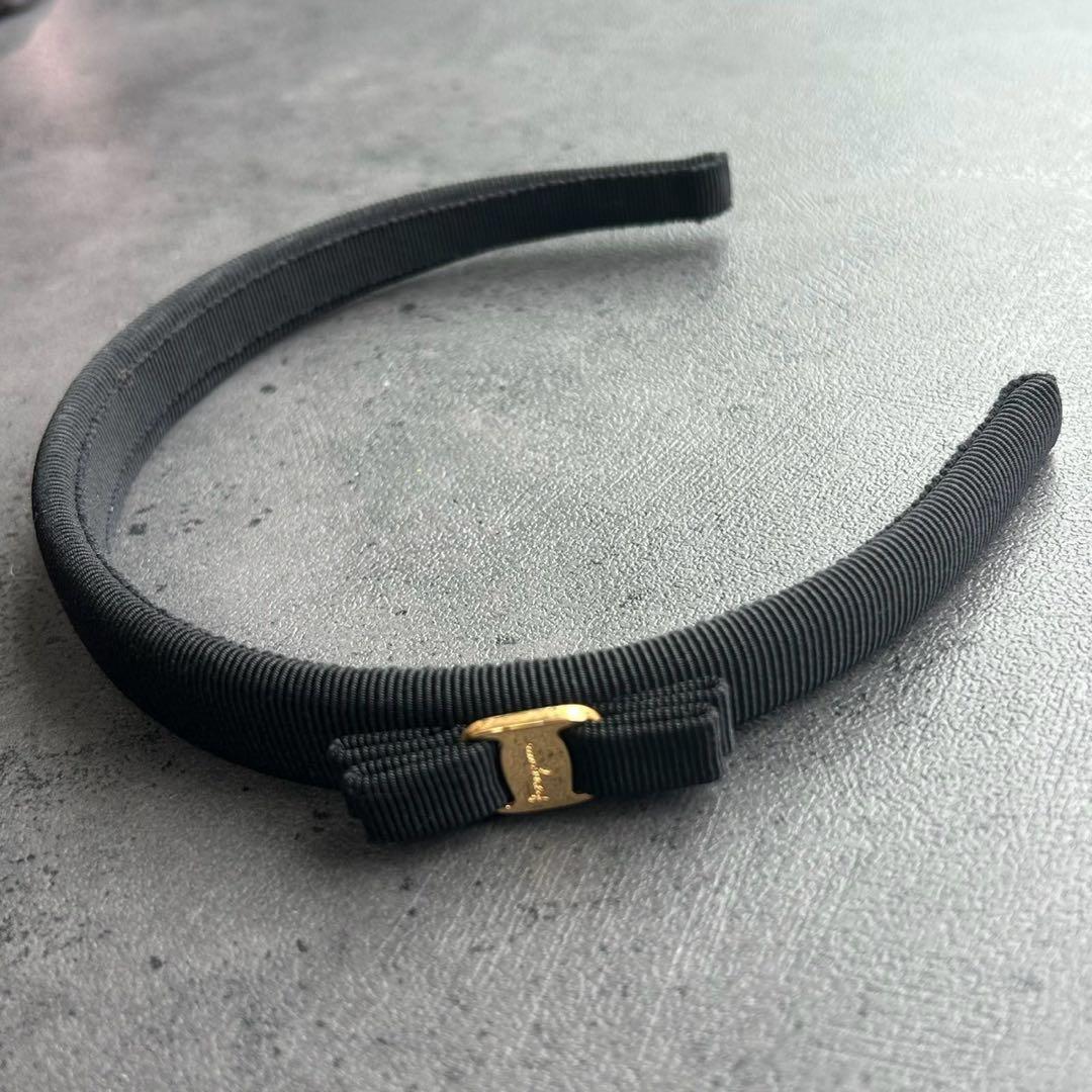 Salvatore Ferragamo ヴァラリボン　カチューシャ　ゴールド金具