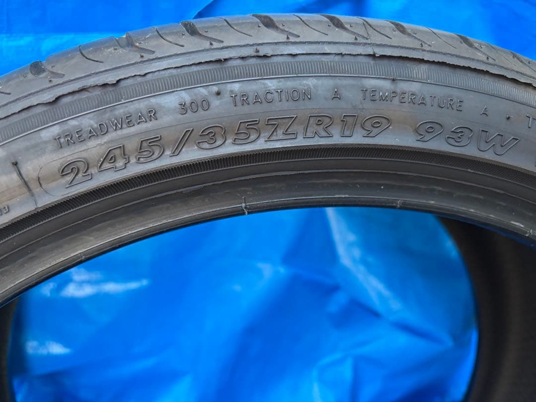 MAXTREK MAXIMUS M1 245/35R19 2本