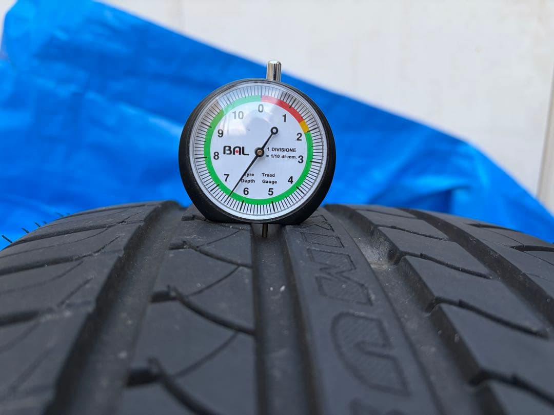 MAXTREK MAXIMUS M1 245/35R19 2本