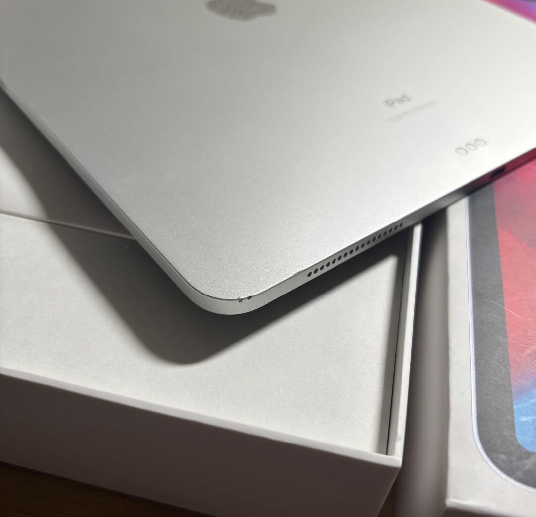 iPad Pro12.9 inch 第四世代 WiFiモデル 256GB