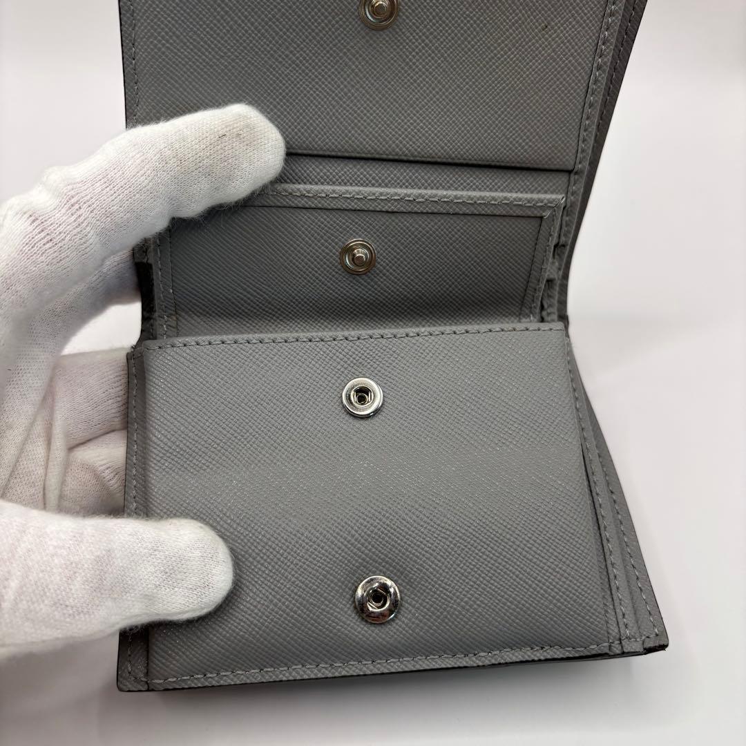 MARNI 二つ折り財布　グレー　レザー　サフィアーノ　灰色　マルニ　財布