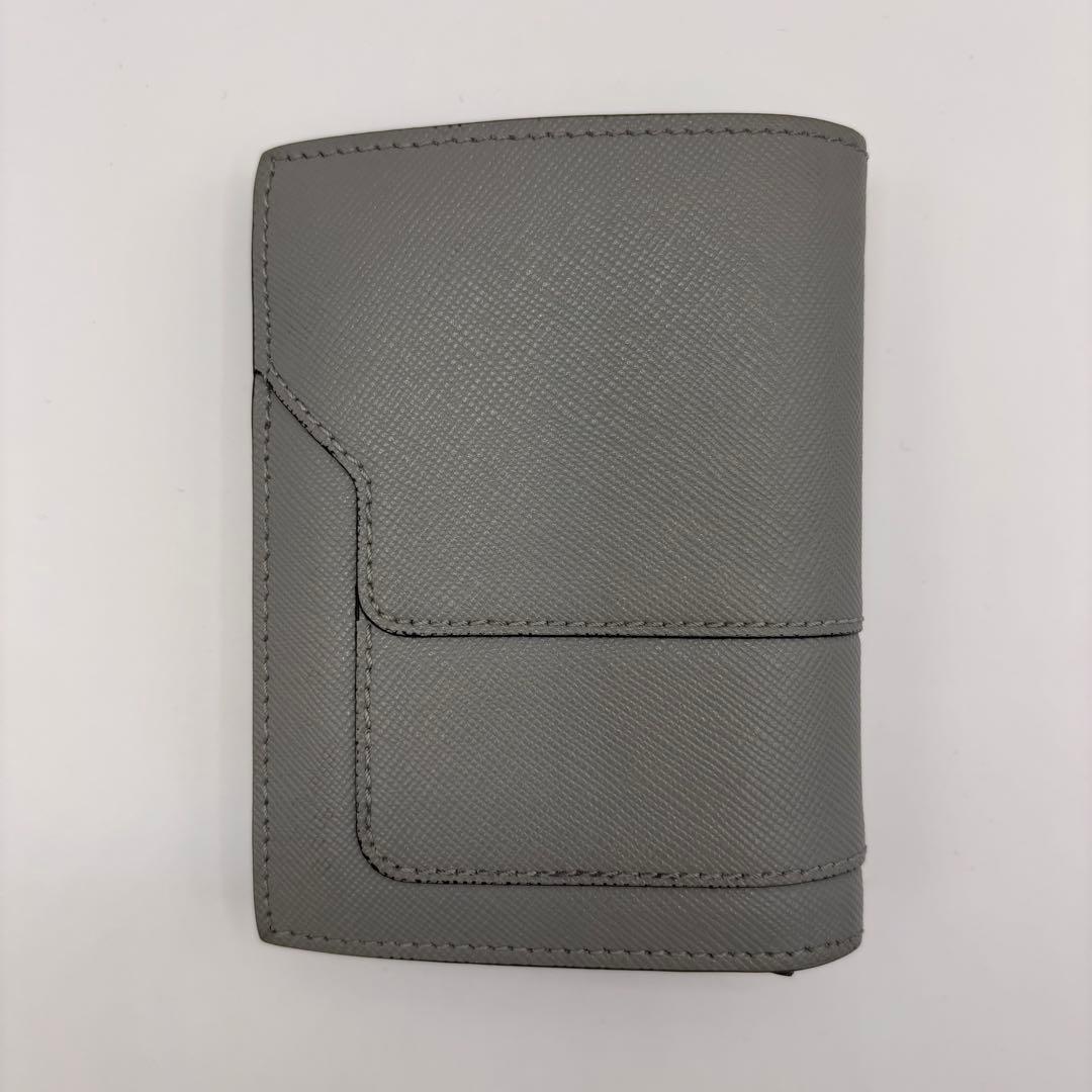 MARNI 二つ折り財布　グレー　レザー　サフィアーノ　灰色　マルニ　財布
