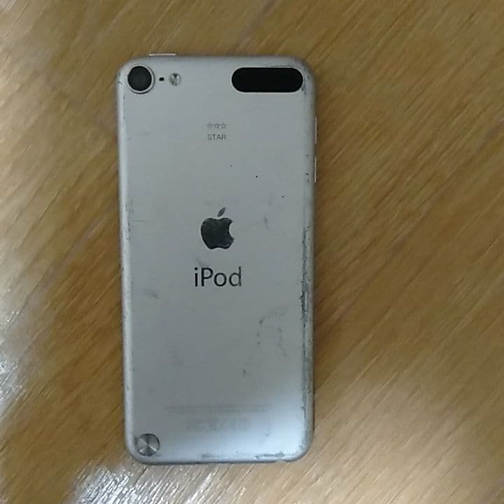 i pod touch 第5世代　PD721J/A