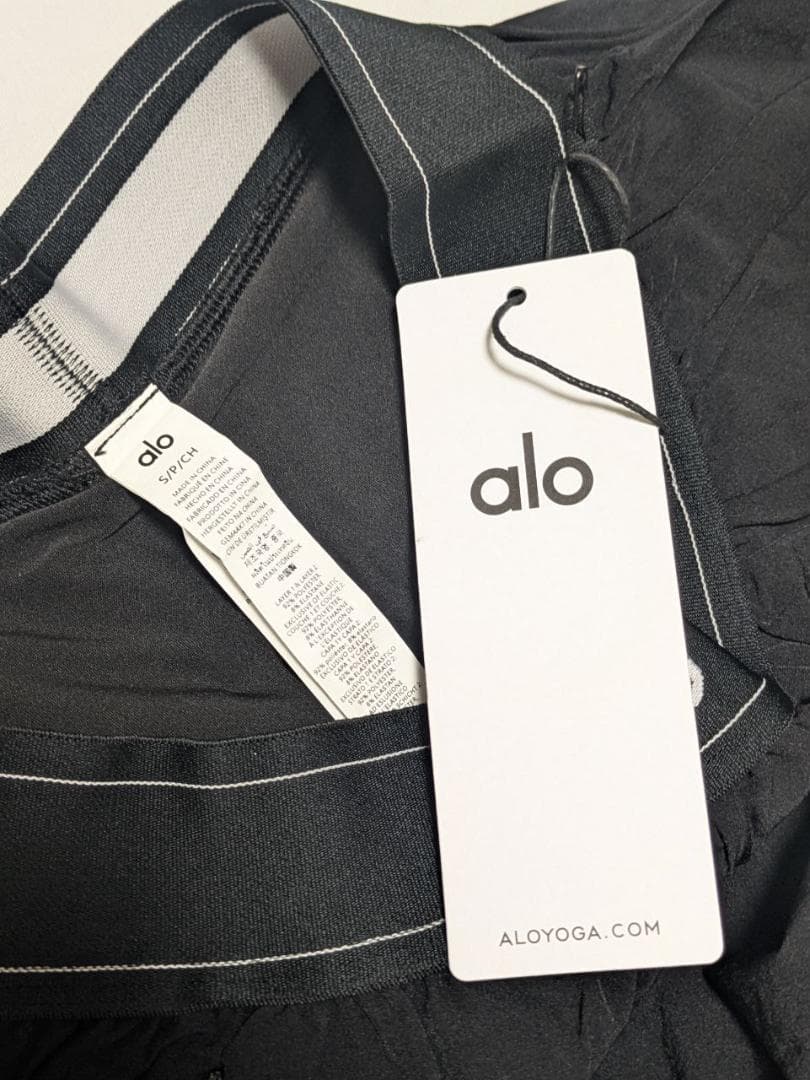 Alo yoga match poInt short 黒 Sサイズ