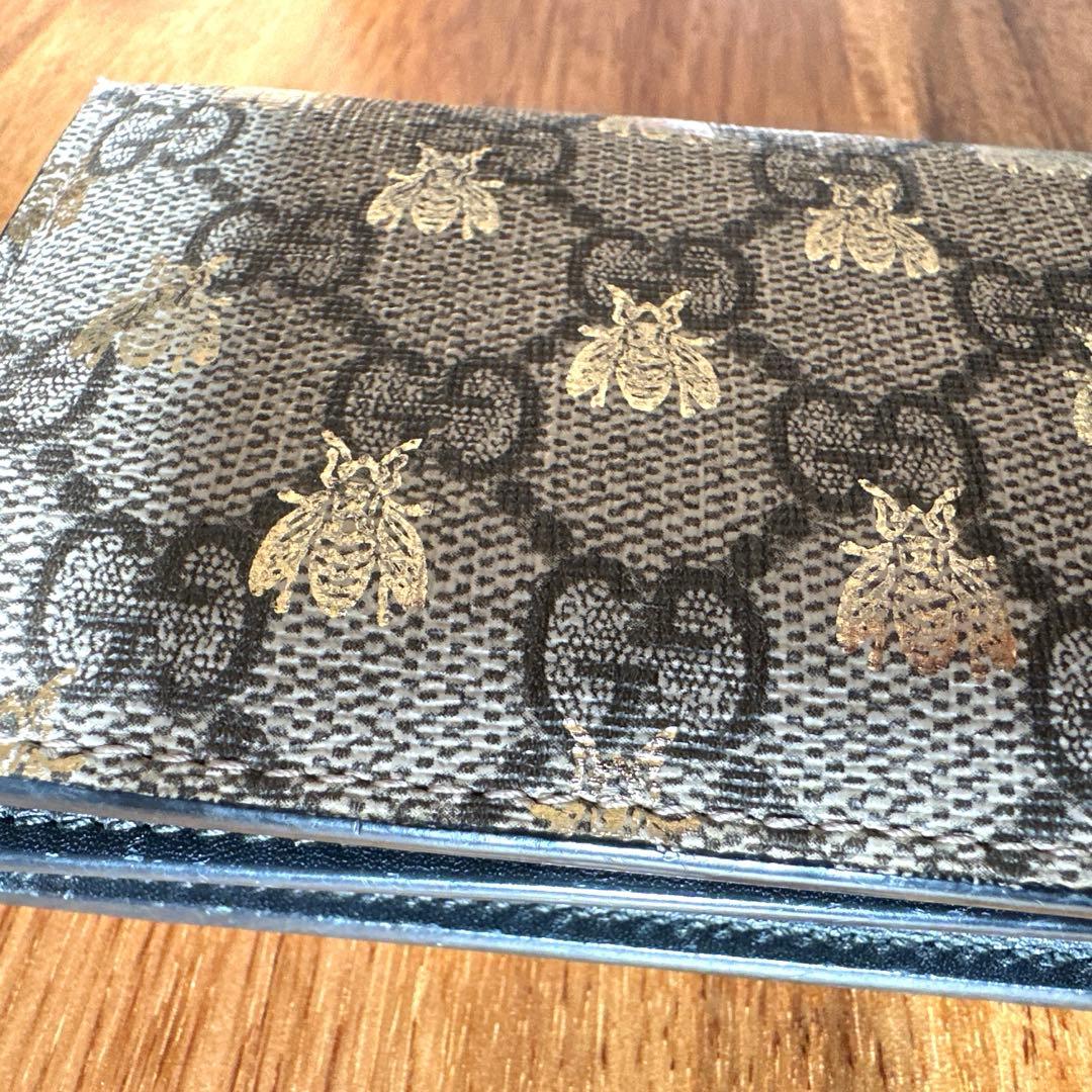GUCCI グッチ GG柄 金の蜂 Bee 二つ折り 小さめ財布 ベージュ系