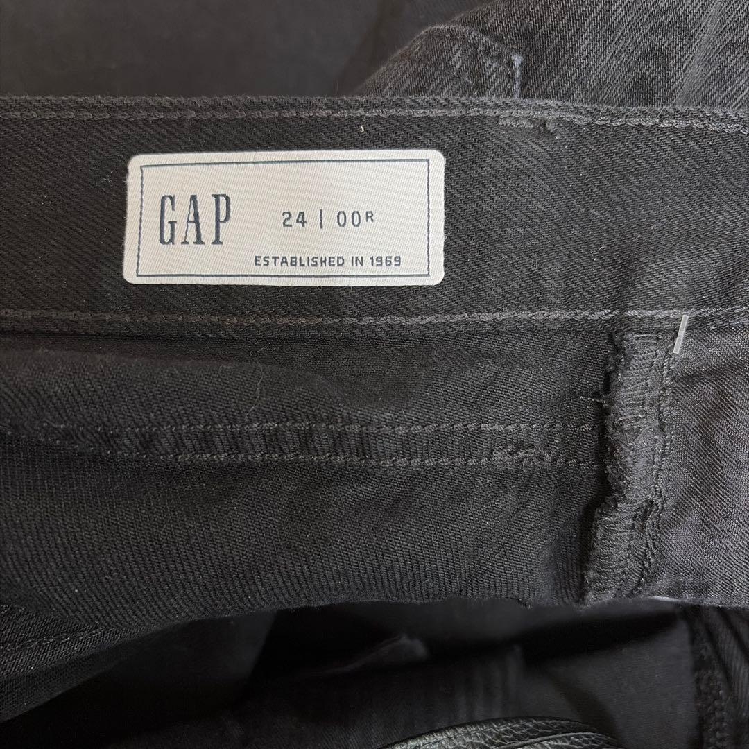 GAP ハイライズ　バレルデニムパンツ