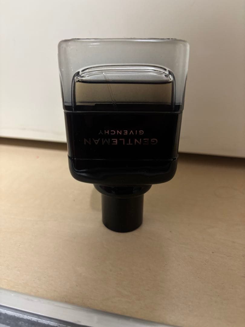Givenchy Gentleman インテンス オードトワレ 60ml 香水