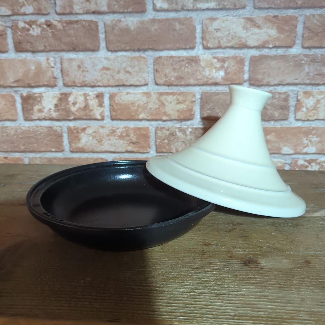 STAUB タジン鍋 　20センチ アイボリー＆ブラック