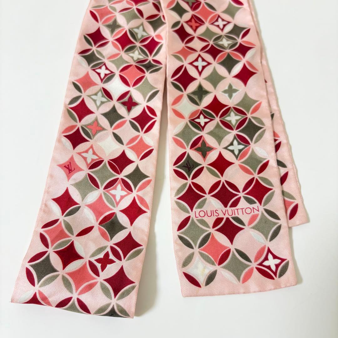 ルイヴィトン LOUIS VUITTON シルクスカーフ