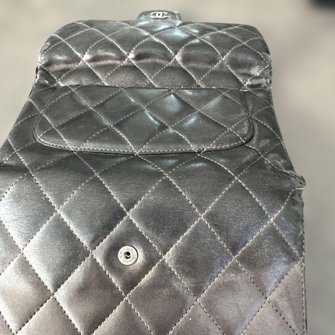 CHANEL グレー キルティング 三つ折り財布