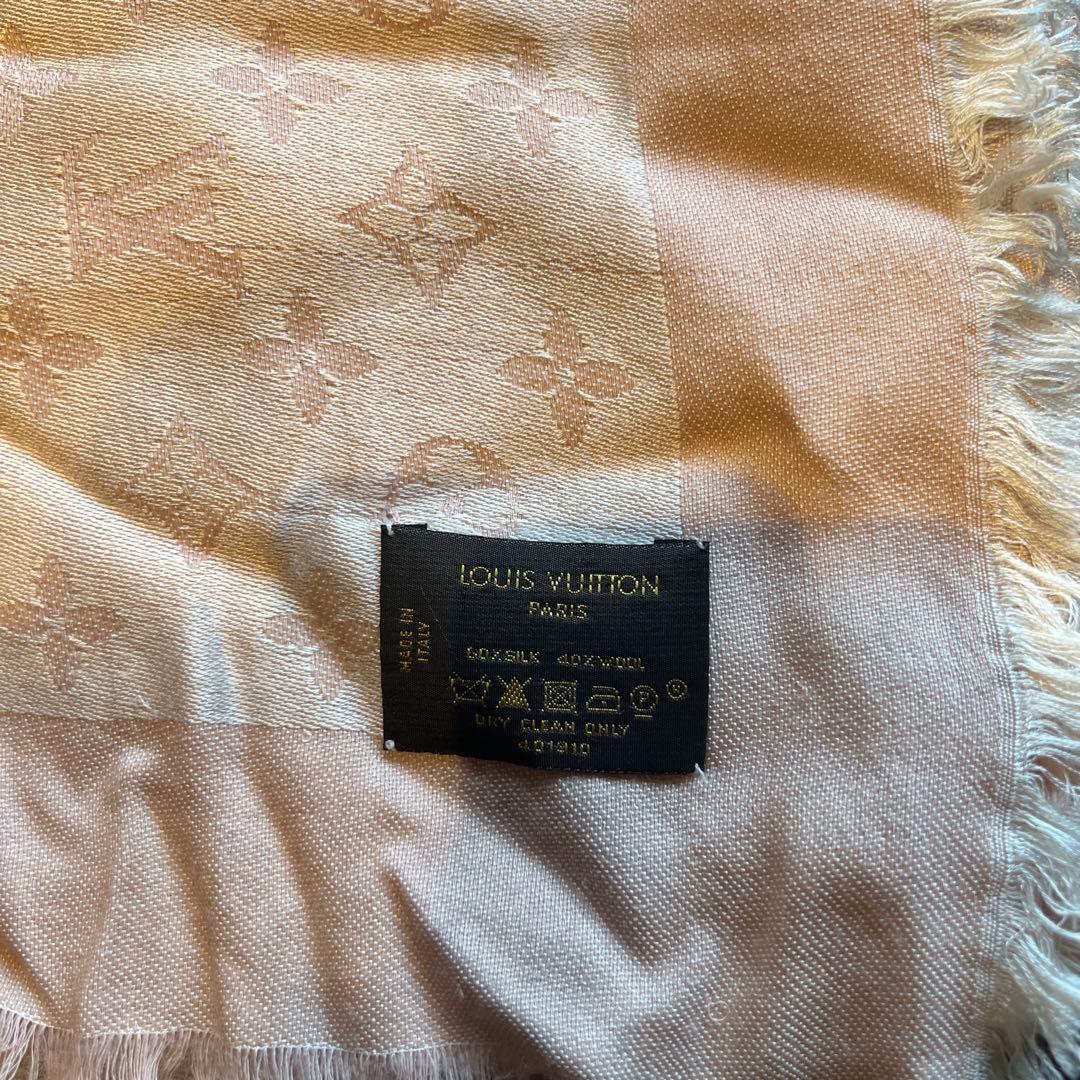 Louis Vuitton ピンクベージュ ストール