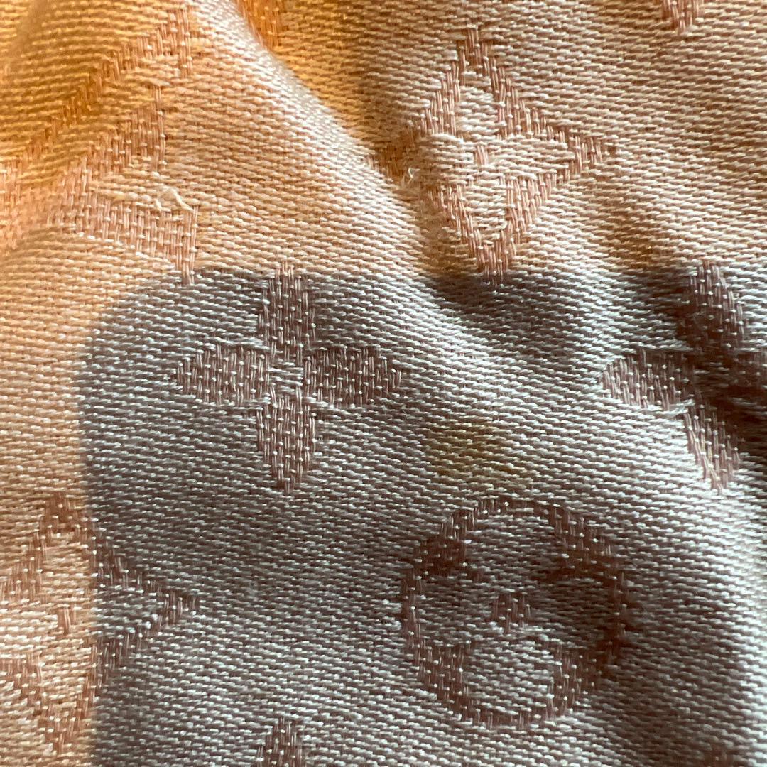 Louis Vuitton ピンクベージュ ストール