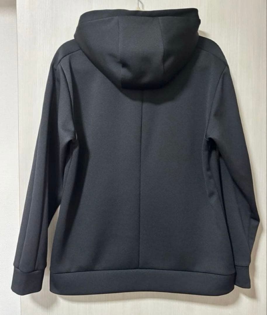 【美品】デサントゴルフ　サイズ:O （XL）アクセンシャルゼブラフーディ