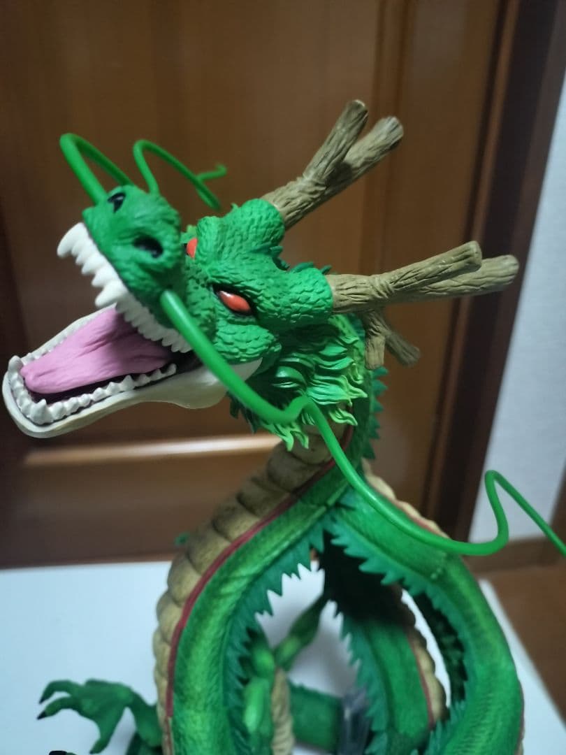ドラゴンボール シェンロン フィギュア