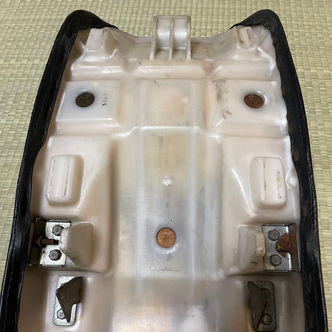 カワサキ純正GPZ400F 純正シート　KAWASAKI