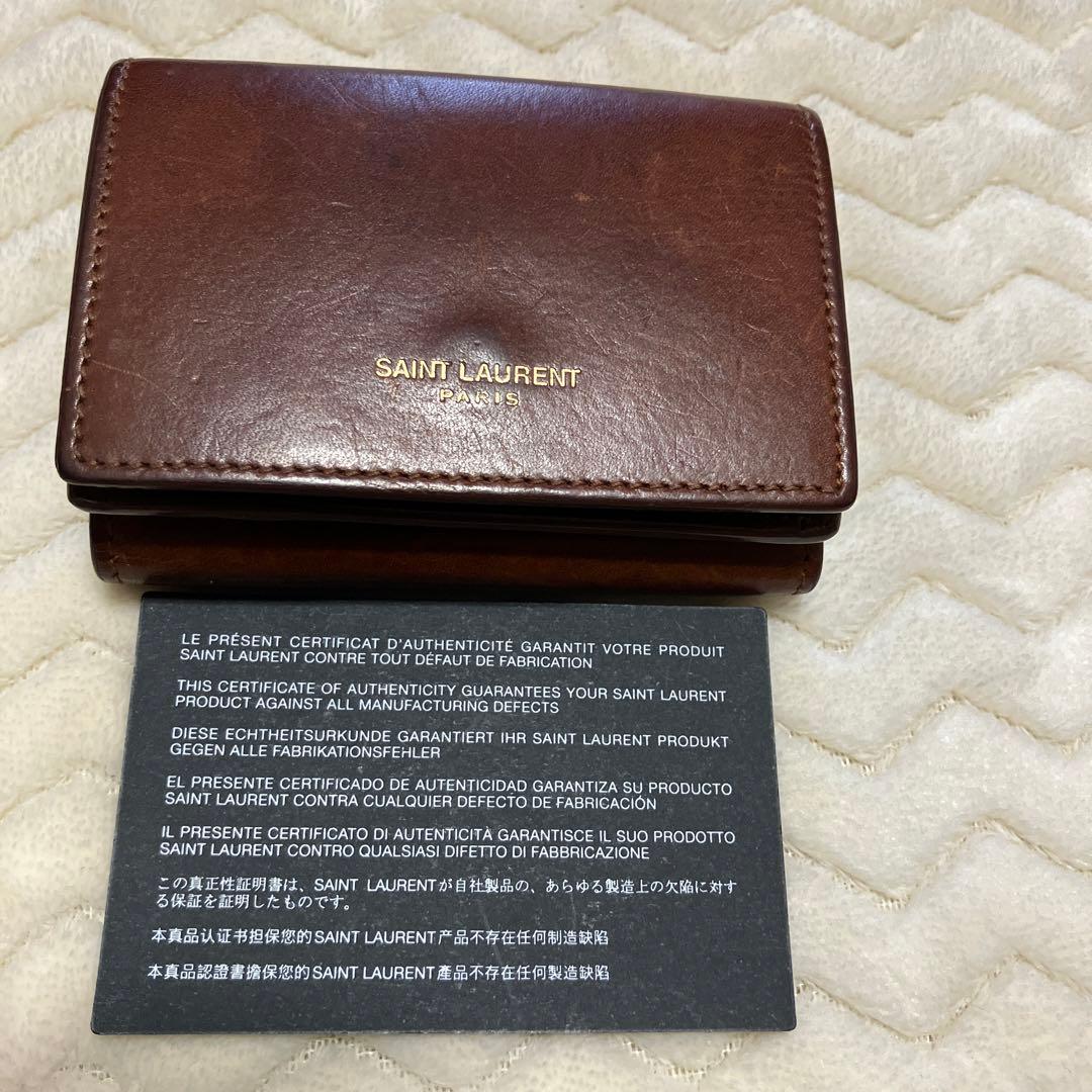サンローラン　タイニー　ウォレット　三つ折り財布　レザー　コンパクトウォレット