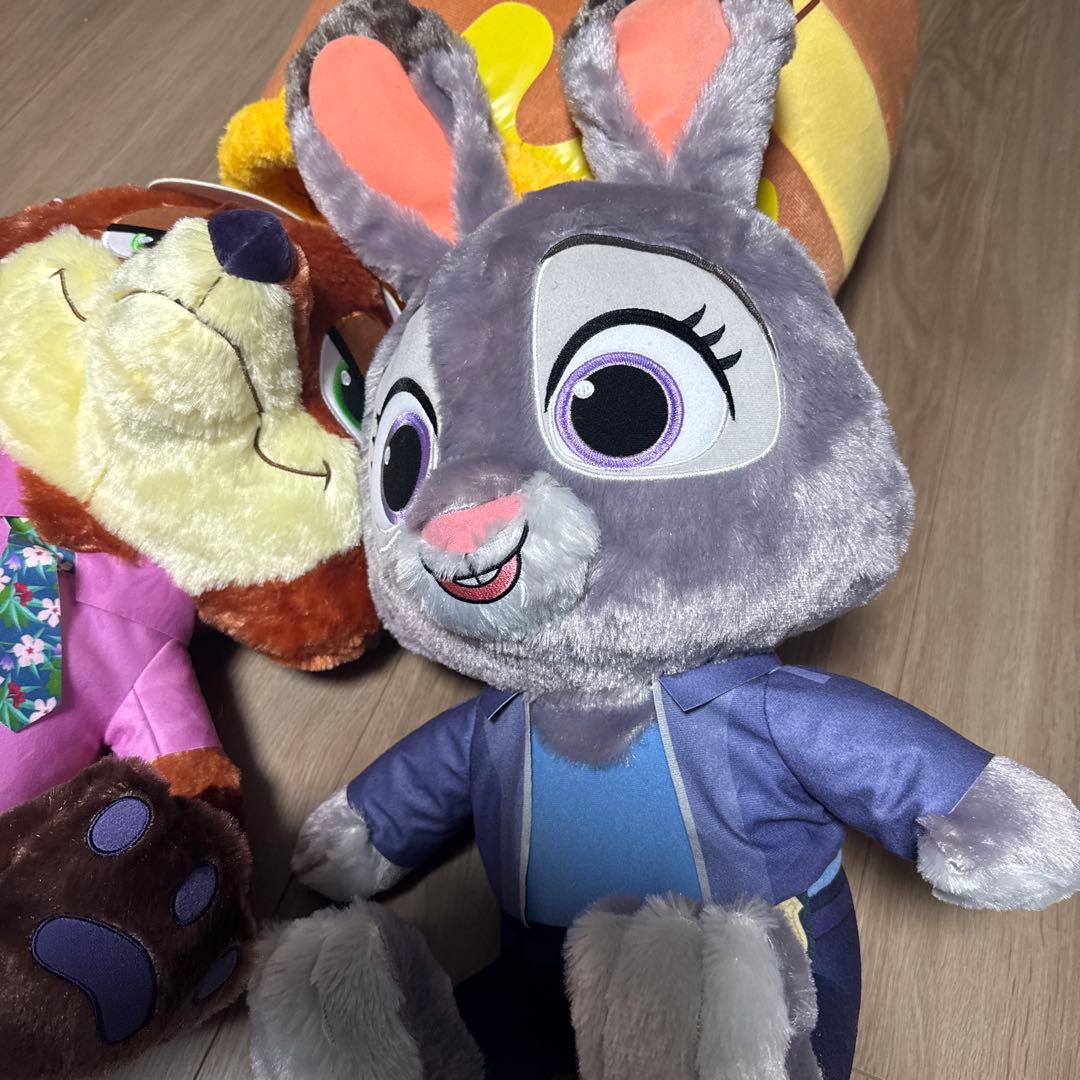 ズートピア2 ニック ジュディ スーパーラージ　ぬいぐるみ　おまけ付き