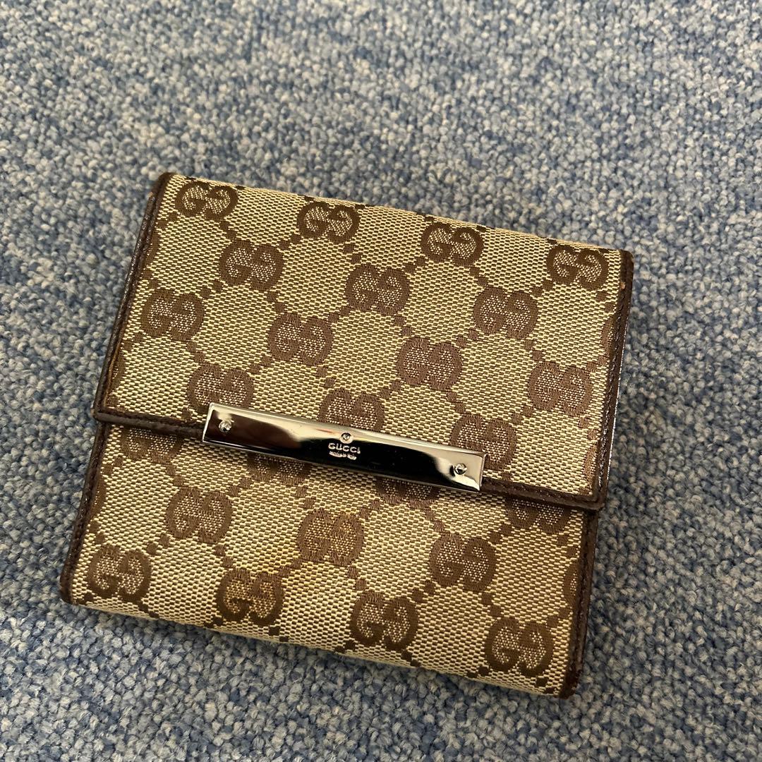 GUCCIグッチ GGキャンバス二つ折り財布