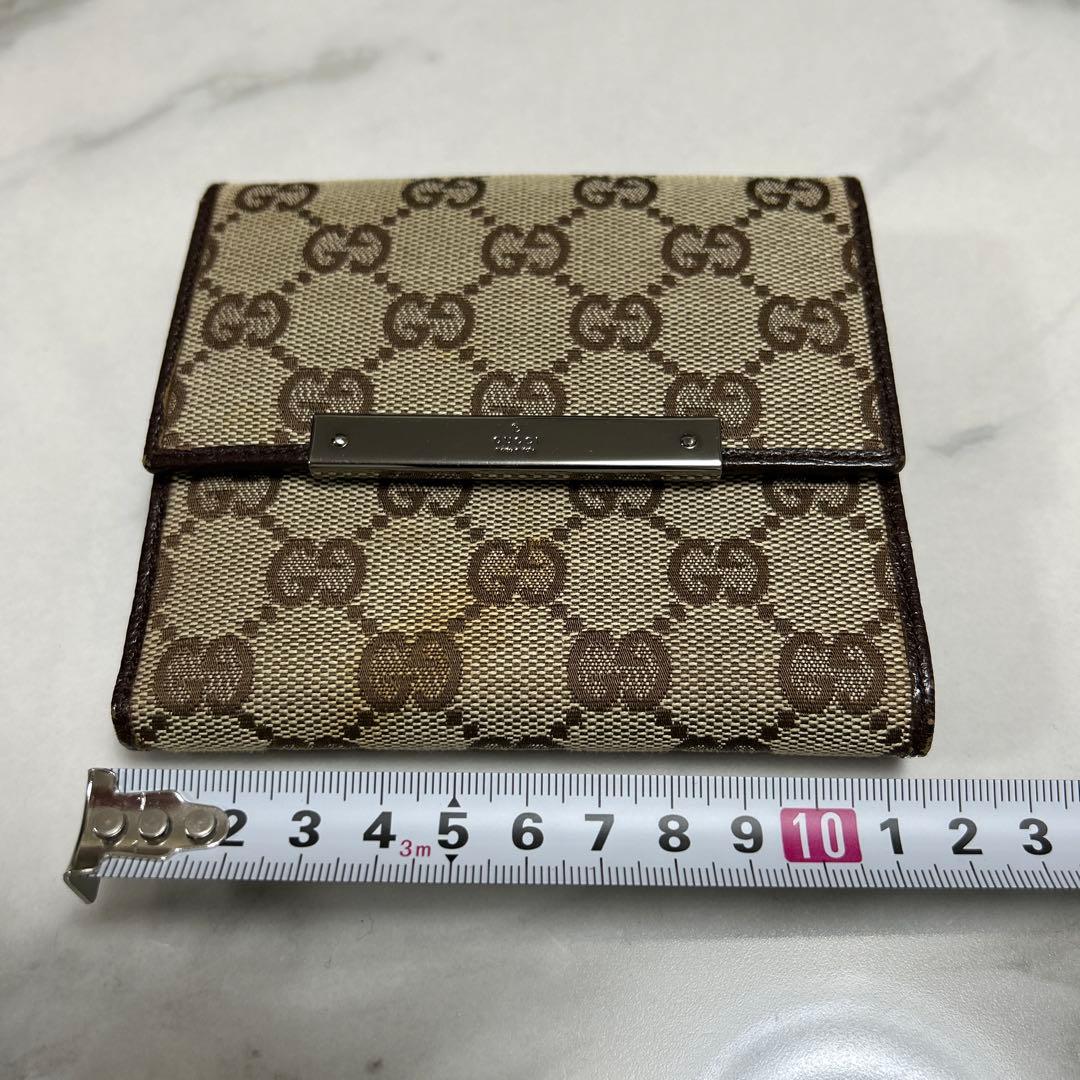 GUCCIグッチ GGキャンバス二つ折り財布