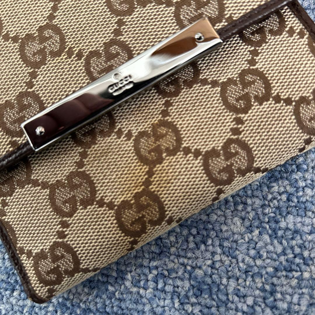 GUCCIグッチ GGキャンバス二つ折り財布