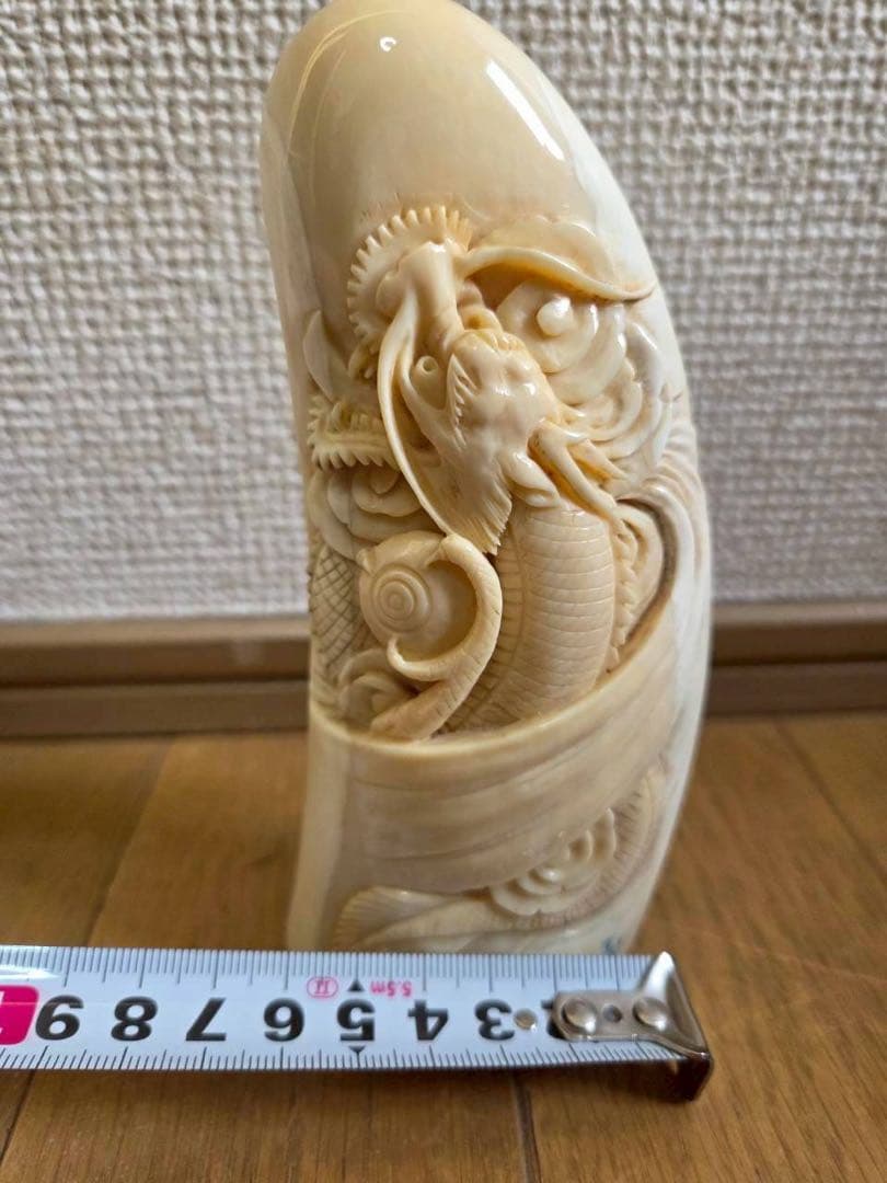 玉峰　クジラの歯工芸品