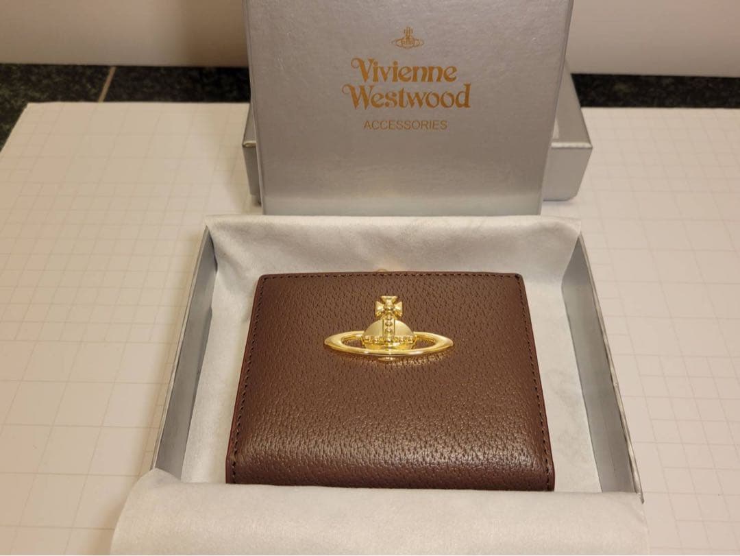 新品 Vivienne Westwood 二つ折り財布 コーヒー