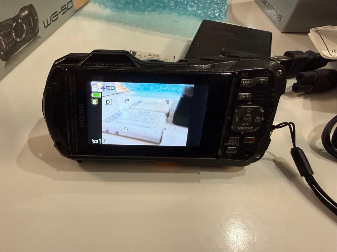 リコー RICOH　WG-50 防水デジタルカメラ ＋バッテリー＋充電器