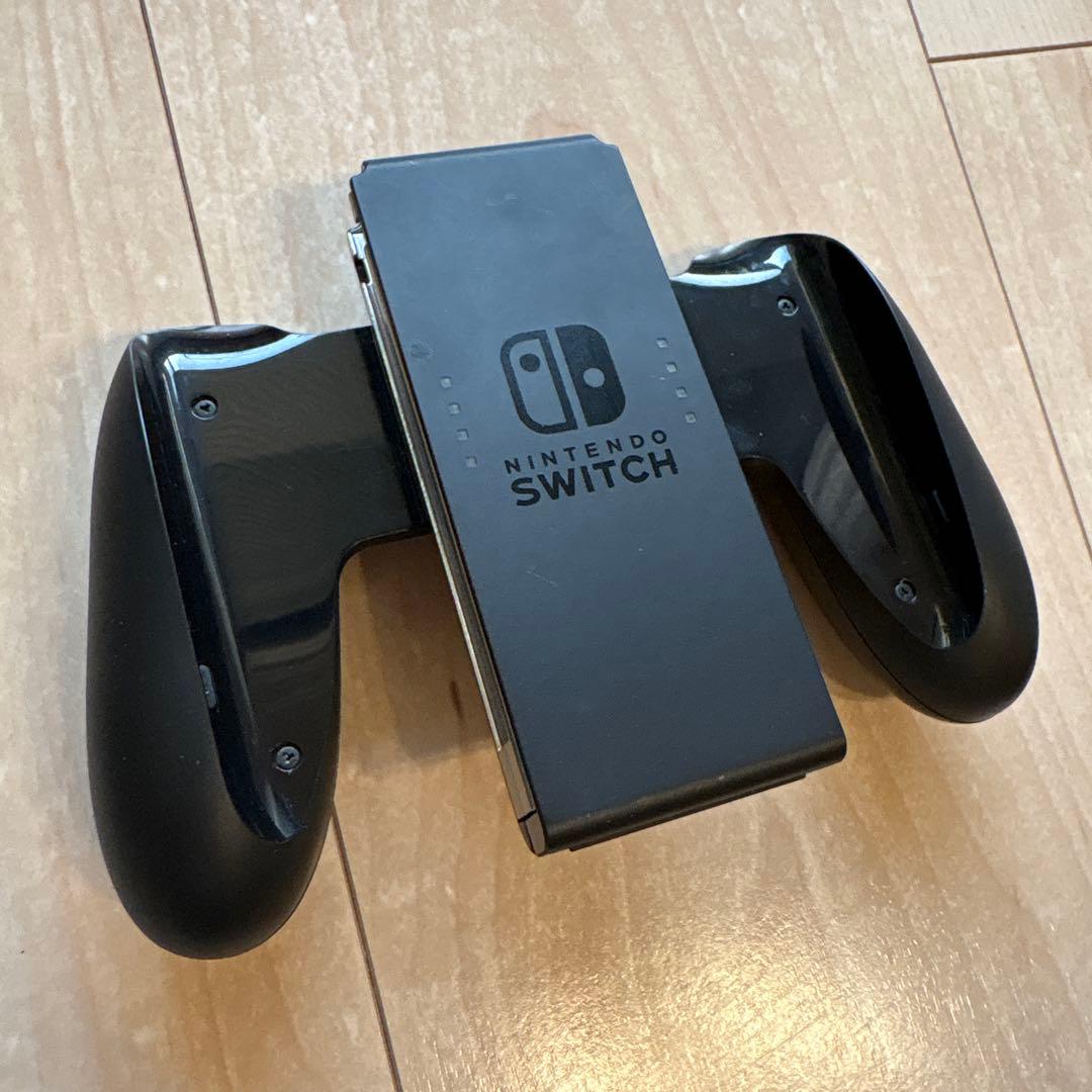【美品】Nintendo Switch 本体 ブラック ジョイコン付き