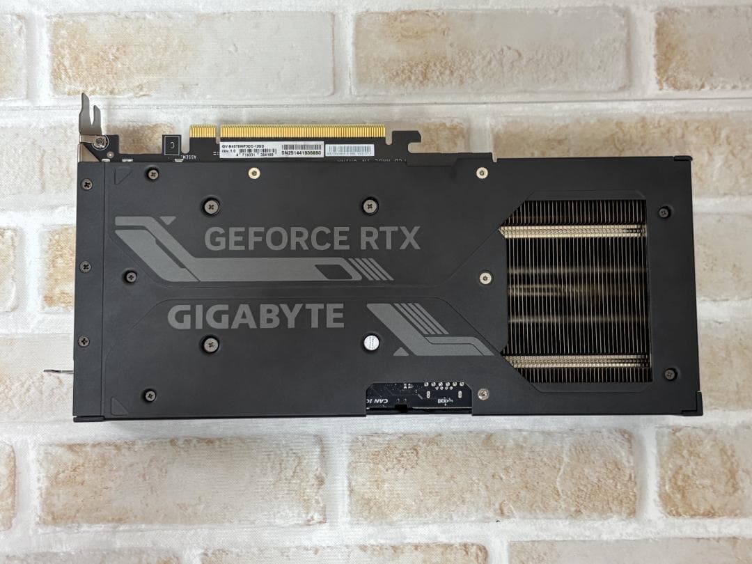 グラフィックボード・グラボ・ビデオカード DucLe  GeForce RTX 4070 SUPER