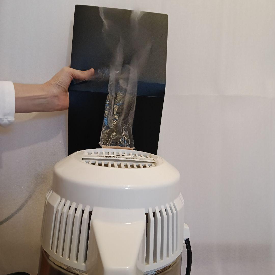 メガホーム社　蒸留水器　4リットル　ガラスポット付き