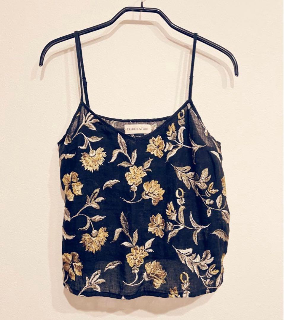 トップス ERIKO KATORI flower embroidery camisole