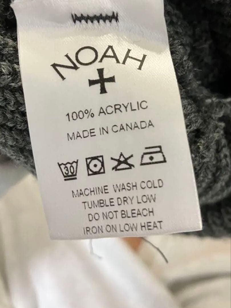 n*n様 noah ビーニー　ボンボン　ニット帽